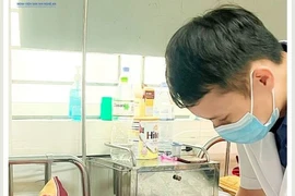 Hạ tinh hoàn ẩn sớm cho trẻ, tránh ung thư, vô sinh