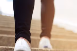 Cách đi bộ để giảm nguy cơ mắc bệnh tim mạch