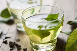 Uống trà xanh, nước vối có gây hỏng thuốc điều trị tiểu đường?