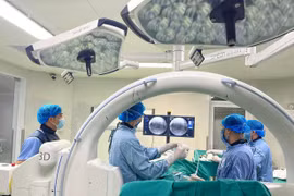 Cụ bà 104 tuổi ở Phú Thọ khỏi đau lưng nhờ bơm cement sinh học