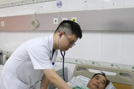 Kỹ thuật Hybrid cứu sống người bệnh lóc tách động mạch chủ ngực nguy kịch