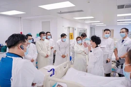 Vượt qua siêu bão, hợp tác quốc tế, mở rộng phát triển kỹ thuật ghép tạng