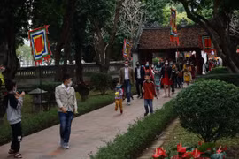 Xuất hành ngày đầu năm