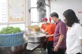 Hà Nội: đẩy mạnh kiểm tra, giám sát an toàn thực phẩm tại trường học