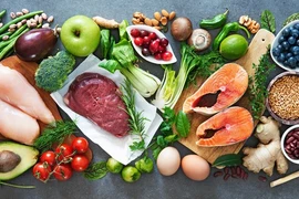 Bác sĩ mách món ăn tốt cho người thiếu máu não