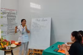 Tư vấn chăm sóc trẻ sơ sinh cho bà mẹ mang thai