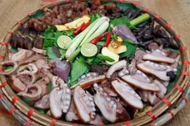 Thịt chó giàu dinh dưỡng, những ai không nên ăn?