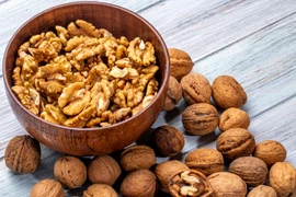 Các loại hạt giúp hạ mỡ máu