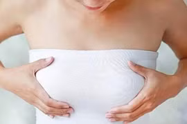 Đau vòng một trước kỳ "đèn đỏ" có phải là triệu chứng ung thư vú?