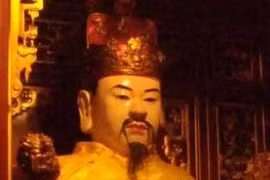 Vua nào giỏi sáng tác nhạc, lên ngôi nhờ giấc mơ của người khác?