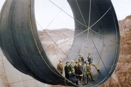 Sống động những khoảnh khắc lịch sử được “tô màu“