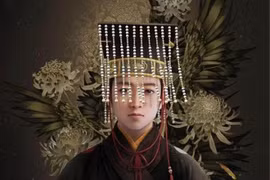 Vị vua nào lên ngôi 2 lần, có 4 vợ là người ngoại quốc?