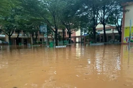 Hơn 2.600 học sinh ở Đồng Nai phải nghỉ học vì lũ ngập trường