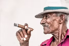 Khám phá nét văn hóa xì gà đặc biệt của người Cuba