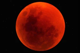 Nguyệt thực toàn phần và "siêu trăng máu" tuyệt đẹp trên khắp thế giới