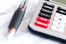 Thiếu tiền, Ukraine đánh thuế lương hưu