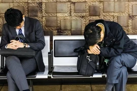 Cuộc sống khắc nghiệt của "karoshi", những người làm việc đến chết ở Nhật