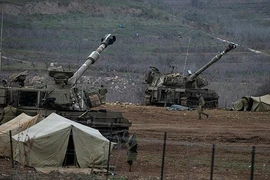 Israel tiếp tục không kích Syria