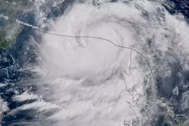 Hà Nội cho học sinh nghỉ học ngày mai (7/9) để tránh bão