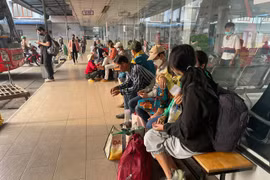 Người dân không lo thiếu tàu, xe ... đi lại dịp lễ 2/9