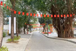 Vì sao phố đi bộ Ngọc Khánh vắng vẻ sau 2 ngày mở cửa?