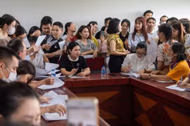 Vụ phụ huynh “quây” trường: Thông báo kết quả trước 14h ngày 27/8