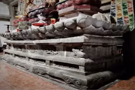 Chùa Phổ Quang lưu giữ bảo vật quốc gia bàn thờ Phật bằng đá