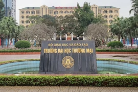 Điểm chuẩn Trường ĐH Thương mại 2024, cao nhất 27 điểm