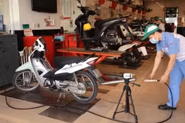 Mô tô, xe máy trên 5 năm phải kiểm định khí thải định kỳ