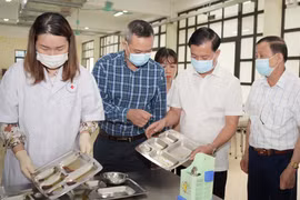 Hà Nội: Bảo đảm an toàn thực phẩm bếp ăn trường học