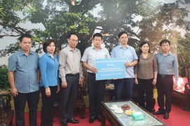 Cung ứng cho học sinh vùng lũ khoảng 18 triệu bản SGK