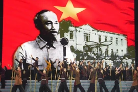 Chương trình Việt Nam- Tổ quốc trong tim tôi thu hút ngàn người xem