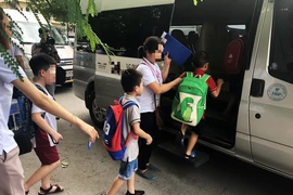 Hà Nội: Tăng cường kiểm tra xe đưa đón học sinh 