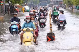 Ngày 9/9: Nhiều khu vực trên cả nước có mưa dông, lốc sét