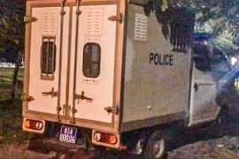 3 đối tượng thoát khỏi xe thùng khi đang dừng đèn đỏ và những vụ vượt ngục như phim