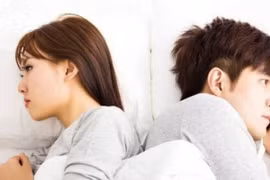 Vợ chồng giận nhau chỉ vì vợ không mặn mà “chuyện ấy“