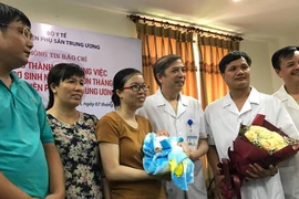 Kỳ diệu bé gái sinh non 500gr, sau 4 tháng tăng 2.650gr