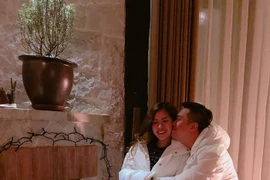 Tham khảo cách giữ chồng bền vững của vợ Việt Anh