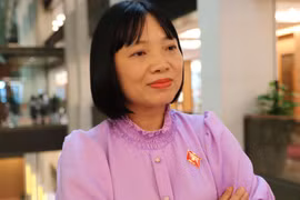 ĐBQH Nguyễn Thị Việt Nga: Bộ GD&ĐT làm SGK là quay lại thời độc quyền