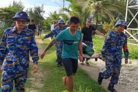 Thượng úy, bác sĩ Đinh Văn Trường: Tự hào chiến sĩ quân y đảo Trường Sa