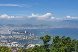 Bao nhiêu huyện và xã thuộc diện “bắt buộc sáp nhập” đến 2025?