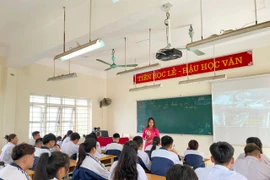 Xét thăng hạng: Nhiều giáo viên có bề dày thành tích vẫn bị “bỏ lại”?