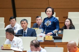 Bộ trưởng Nội vụ: Trình xem xét lương giáo viên cao nhất trong thang bảng lương 