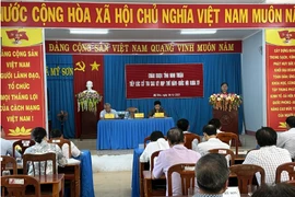 Chủ tịch Phan Xuân Dũng tiếp xúc cử tri sau Kỳ họp thứ 5