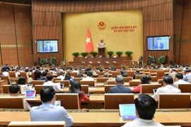 Quốc hội quyết nhiều chính sách đặc thù về xây dựng công trình đường bộ