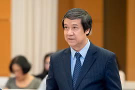 Bộ trưởng GD&ĐT: Cân nhắc bỏ đề xuất thêm bộ SGK của Nhà nước