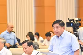 Bộ trưởng KH&ĐT Nguyễn Chí Dũng: Cần cứu doanh nghiệp từ sớm, từ xa