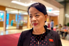 ĐBQH đặt câu hỏi về lợi ích nhóm trong quy định “ngược chiều” về SGK