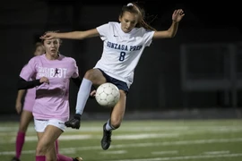 Bước chạy dũng mãnh của nữ cầu thủ Việt kiều Mỹ thử việc tại tuyển U19