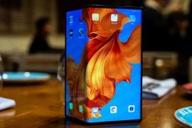 Theo chân Samsung và Huawei, Sony bí mật làm smartphone màn hình gập